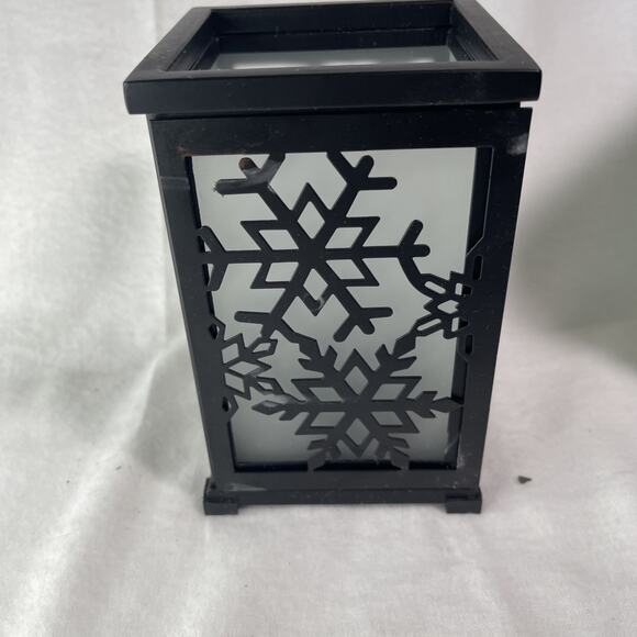 Partylite Change-O-Luminary Candle Holder P8977 Web / Leaves /Snowflakes - Picture 2 of 5